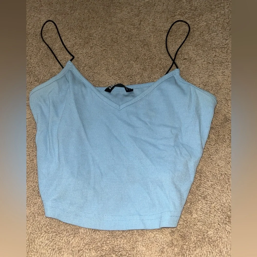 Tank top - Picture 2 of 3